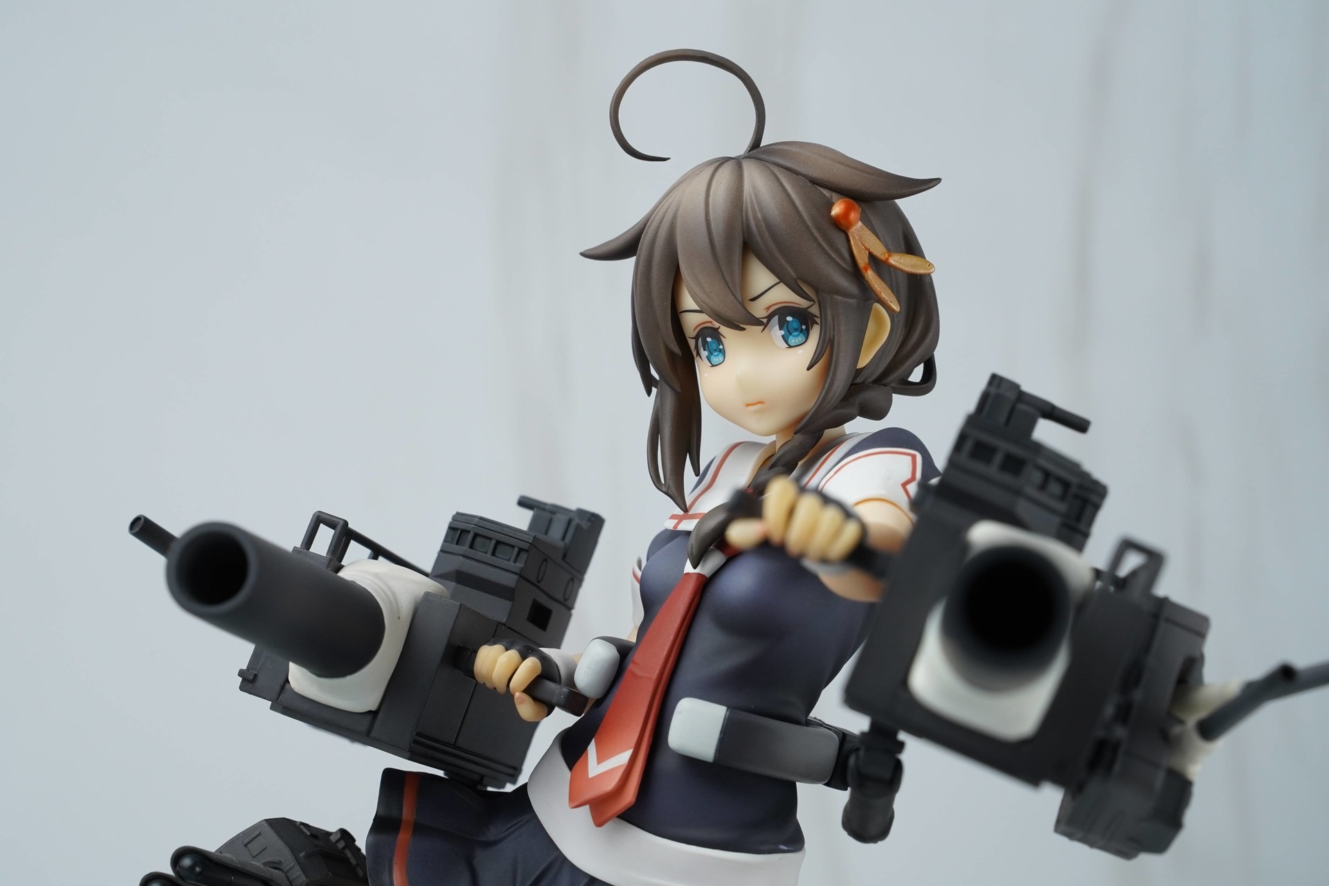 中古美品】 グッドスマイルカンパニー 艦隊これくしょん 時雨改二 1/8