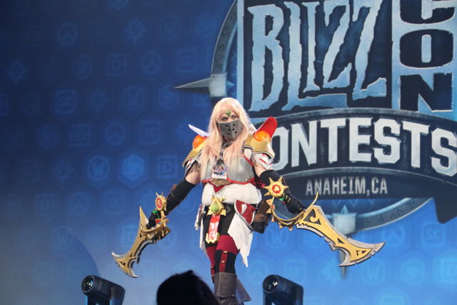 扮演《魔獸世界》豺狼人霍格的玩家奪 2017 BlizzCon Cosplay 大賽冠軍