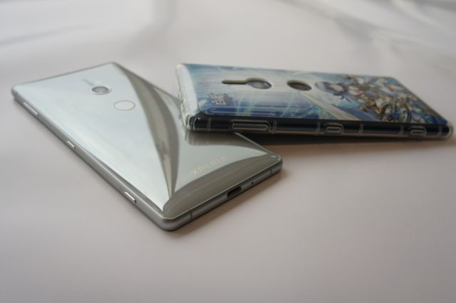 Sony 旗艦手機 Xperia XZ2 與《白貓Project》合作 推出限定手機背蓋與行動電源