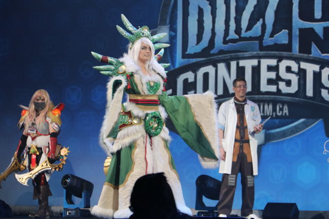 扮演《魔獸世界》豺狼人霍格的玩家奪 2017 BlizzCon Cosplay 大賽冠軍