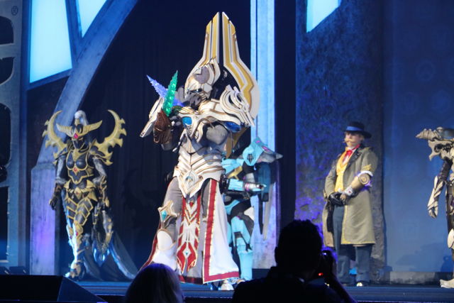 扮演《魔獸世界》豺狼人霍格的玩家奪 2017 BlizzCon Cosplay 大賽冠軍