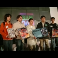 牛村憲彥(右二)親自頒獎給優勝者