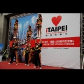 台北市育達高職啦啦隊充滿活力的熱情表演