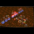 獨特的「傭兵系統」，隨著多元任務戰鬥過程，幫助玩家可隨角色等級提升，享受一人同時控制 9 隻角色的樂趣