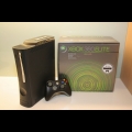 Xbox 360 Elite 主機（北美版）